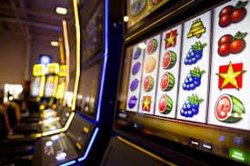 pisowin96 online slot games catalogue displayed on a mobile browser screen